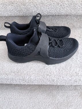 NWOT Nike Flyknit Jordan Trainers 2, Black Knit Slip-On Sneakers